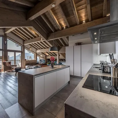 4 Bedrooms Penthouse In 1650 Courchevel