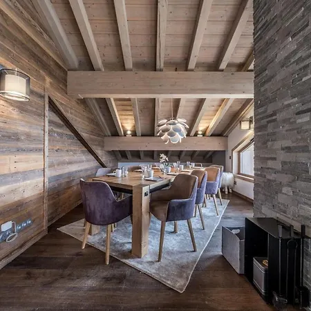 Apartment 4 Bedrooms Penthouse In 1650