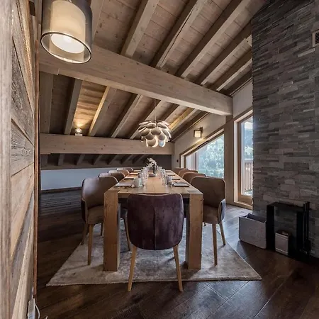 4 Bedrooms Penthouse In 1650 *